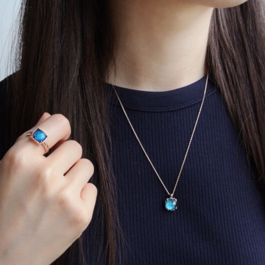 ヴァンドーム青山】秋先取りのカラーストーンジュエリー | ヴァンドーム青山 | 松坂屋名古屋店公式 SHOP BLOG