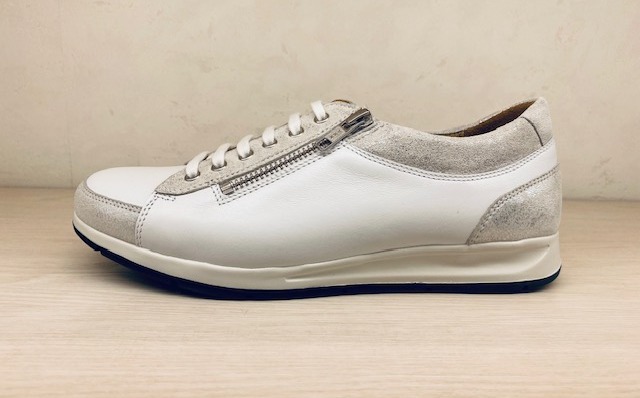 超美品 strober ストロバー ドイツ製 コンフォート 定価5.1万円｜靴